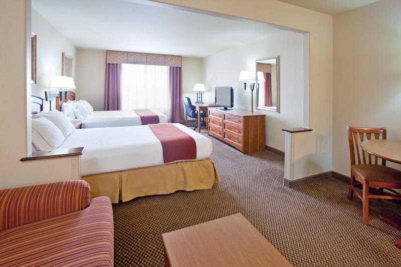 Holiday Inn Express Hotel & Suites Cedar City By Ihg Экстерьер фото