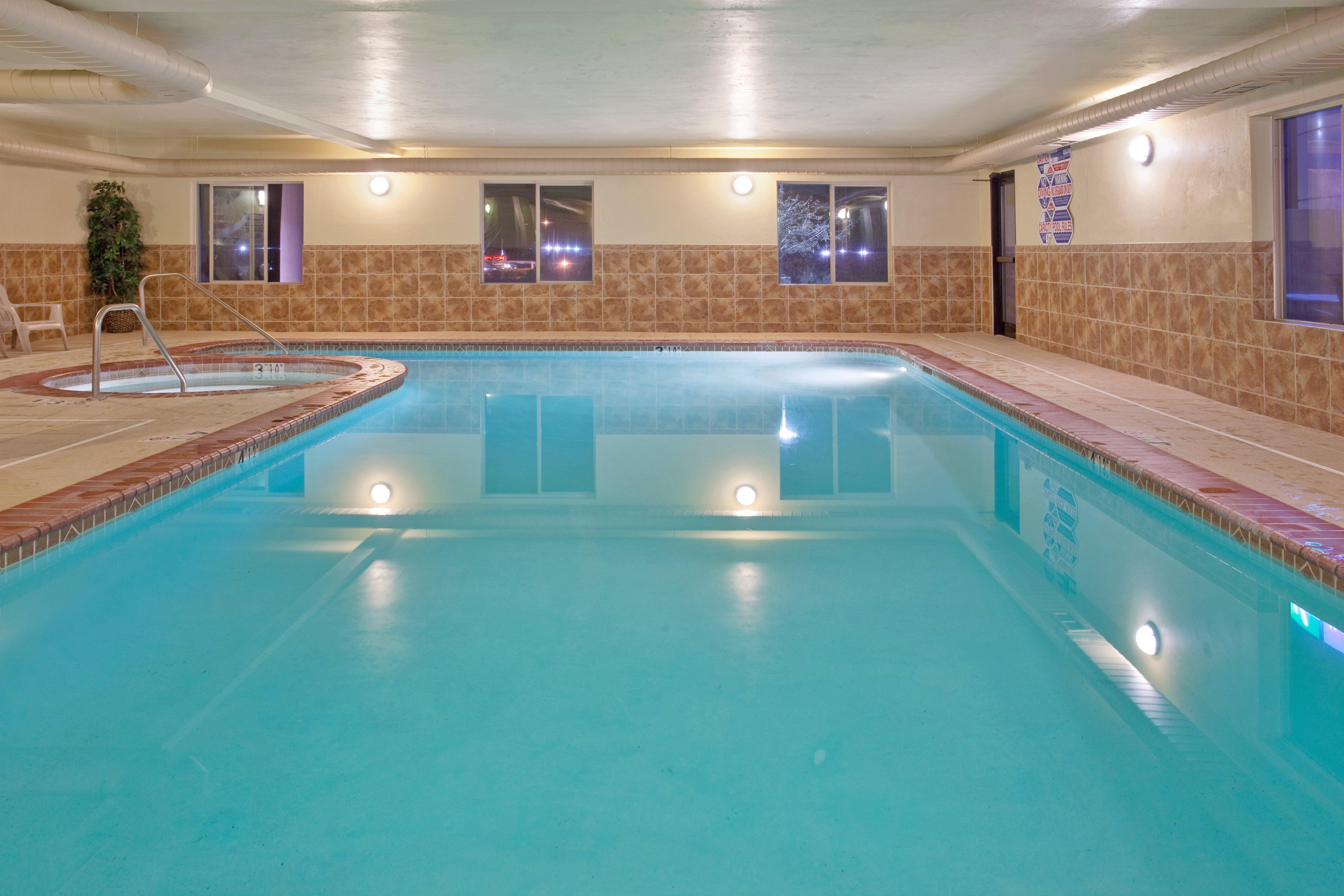 Holiday Inn Express Hotel & Suites Cedar City By Ihg Экстерьер фото