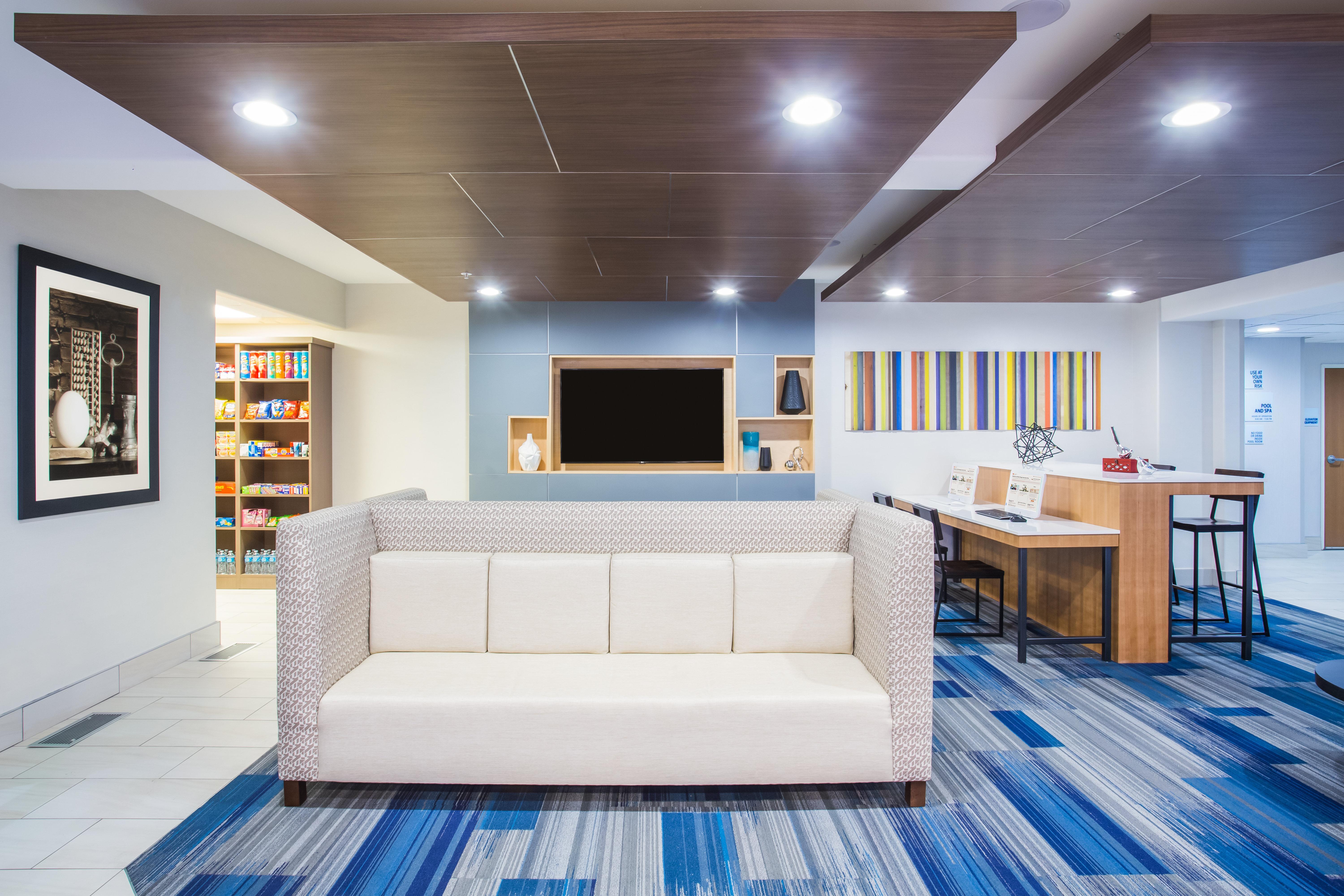Holiday Inn Express Hotel & Suites Cedar City By Ihg Экстерьер фото