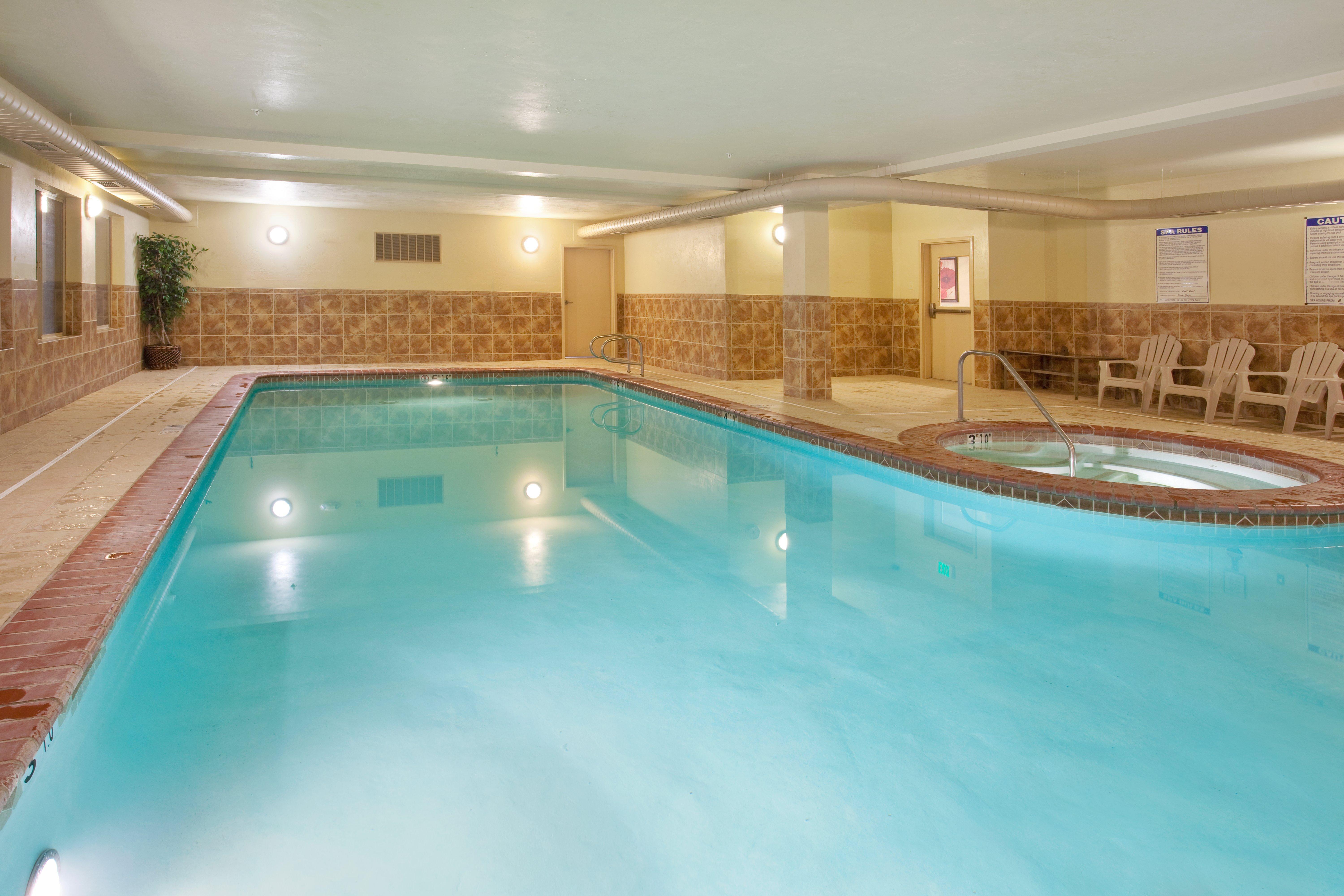 Holiday Inn Express Hotel & Suites Cedar City By Ihg Экстерьер фото
